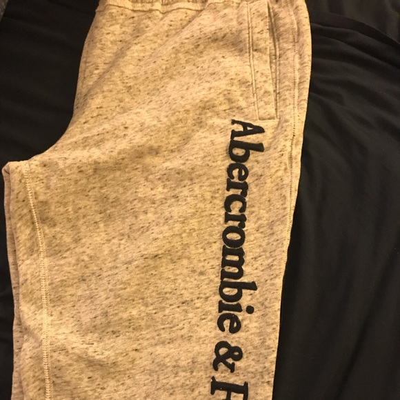 Jogging Abercrombie & Fitch - Picture 3 of 4